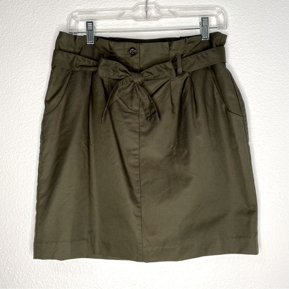Banana Republic Olive Skirt - Picture 1 of 4